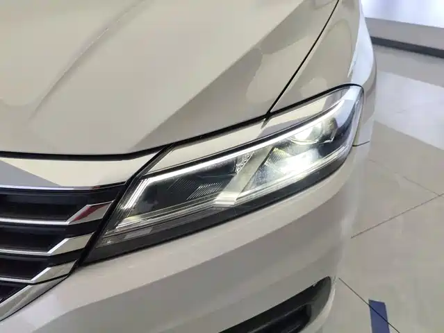 Volkswagen Lavida 2021 1.5L Auto Comfort Edition — фото 5