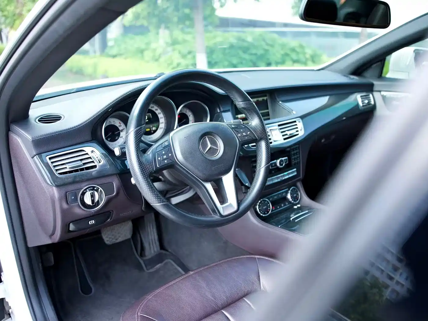 Mercedes-Benz CLS 2012 CLS 300 CGI фото 7