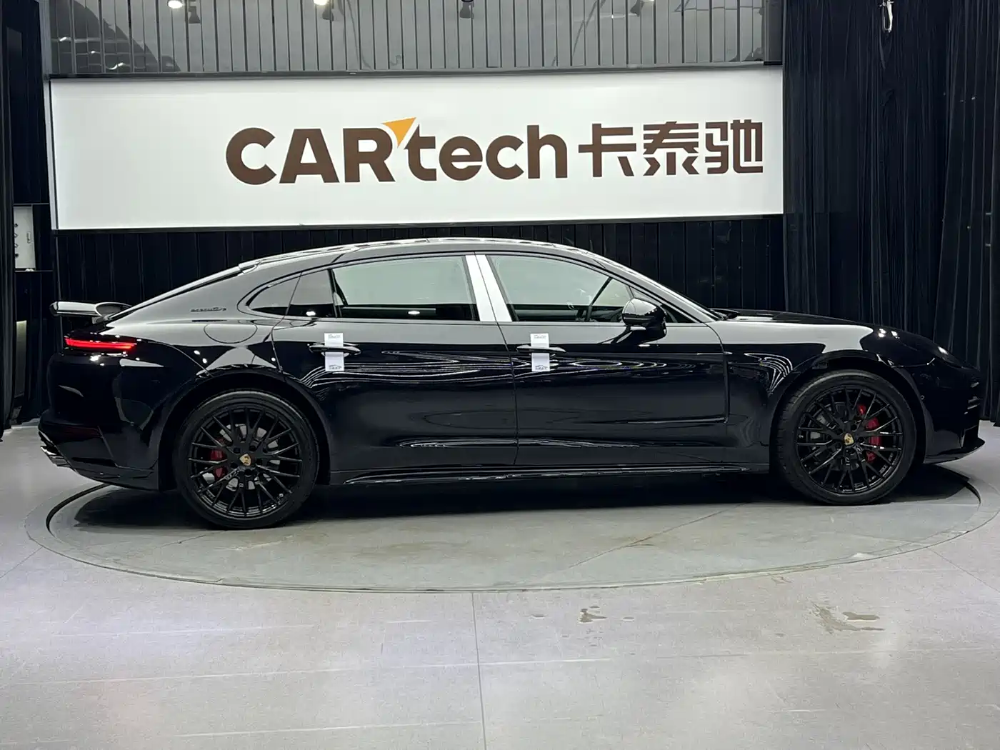Porsche Panamera 2024 Panamera Executive Long Wheelbase 2.9T фото 3
