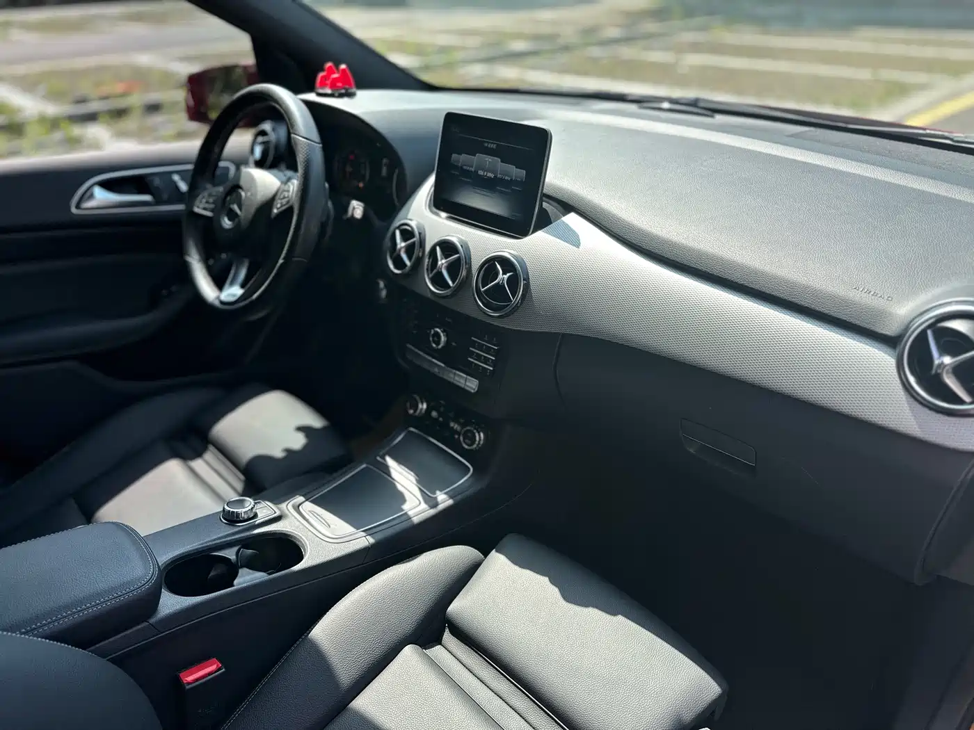 Mercedes-Benz B-Class 2017 B 200 Style фото 10