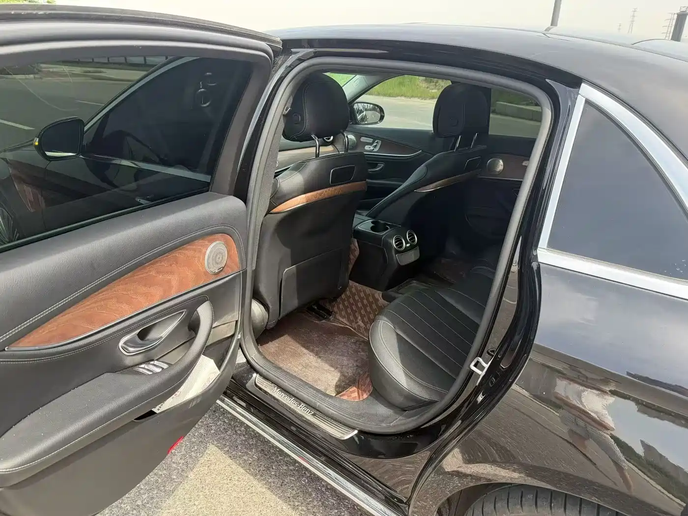 Mercedes-Benz E-Class 2020 Facelift E 300 L Fashion фото 4