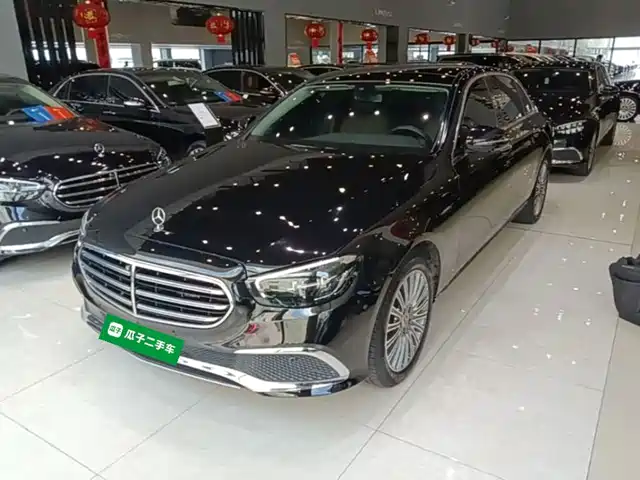 Mercedes-Benz E-Class 2021