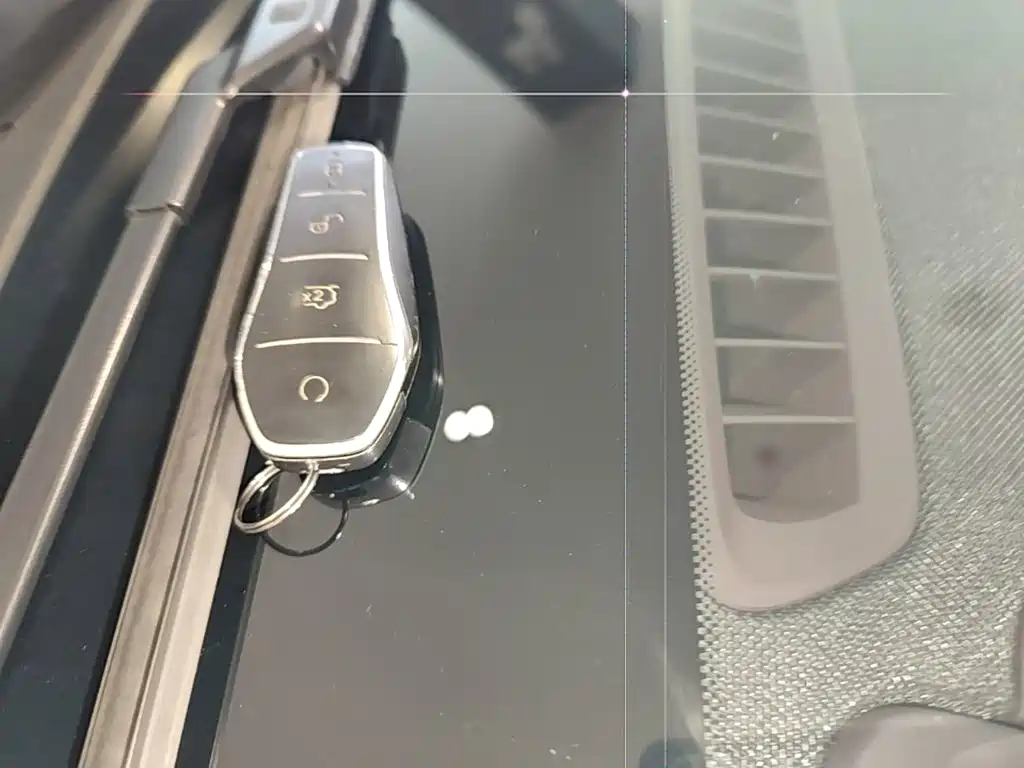 BYD Seal 2024 2024 Glory Edition DM-i 1.5L 121km Prestige