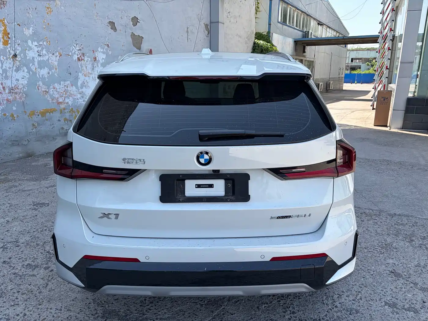 BMW X1 2025 sDrive25Li X Design Package фото 4