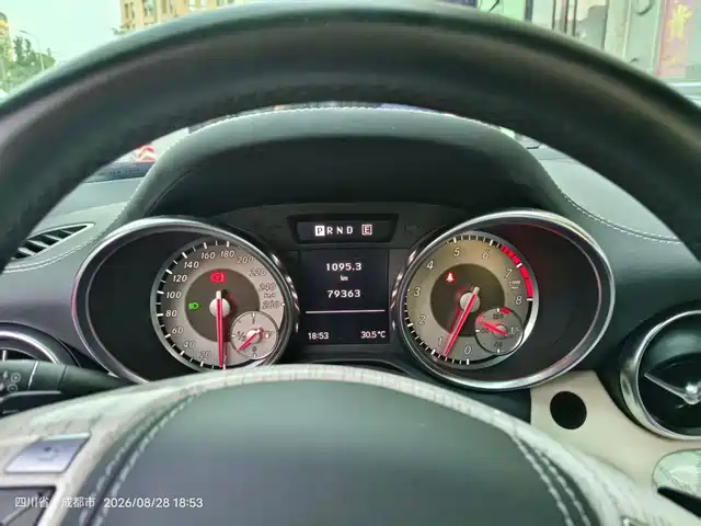 Mercedes-Benz SLK-Class 2011 SLK 200 Fashion — фото 4