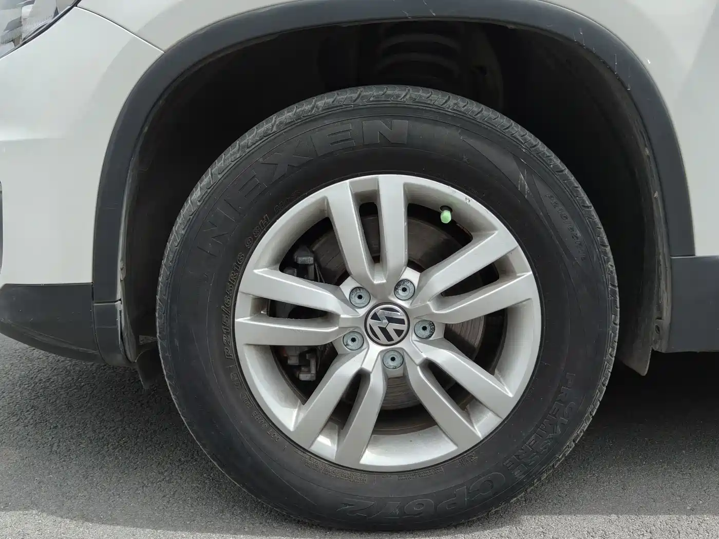 Volkswagen Tiguan 2015 1.8TSI Automatic 2WD Trendline фото 12