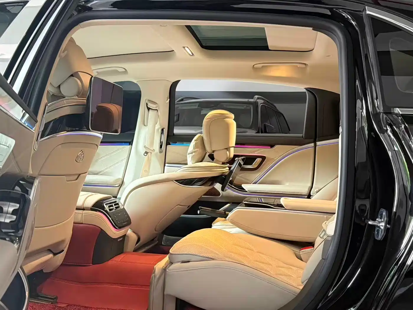 Mercedes-Benz Maybach S-Class 2026 S 480 4MATIC фото 5