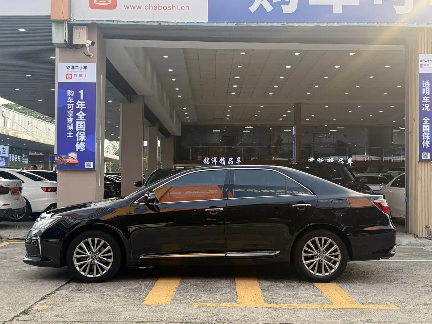 Toyota Camry 2016 2.5G 10th Anniversary Luxury Navigation Edition фото 4