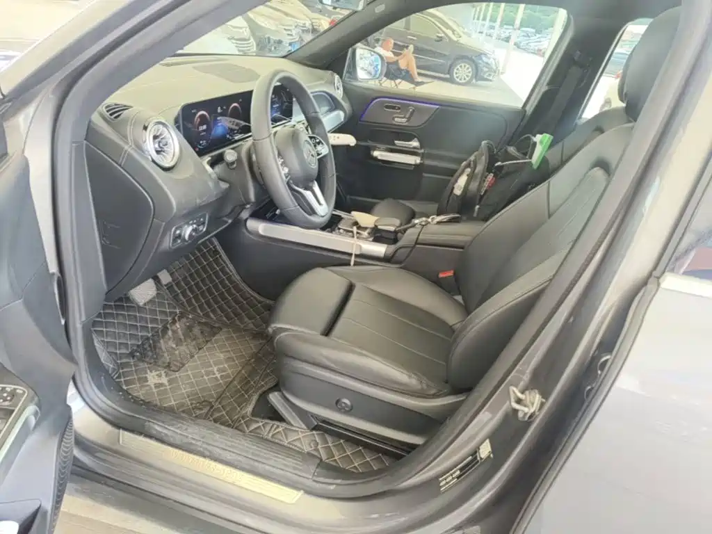 Mercedes-Benz EQB 2024 2023 EQB 260
