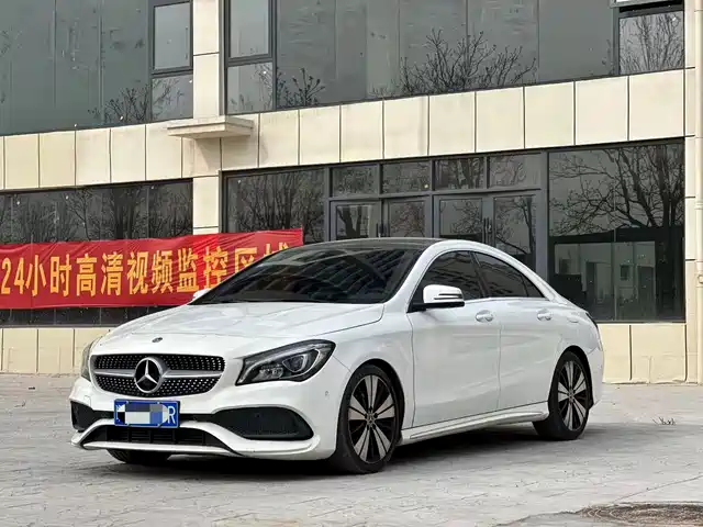 MERCEDES-BENZ CLA