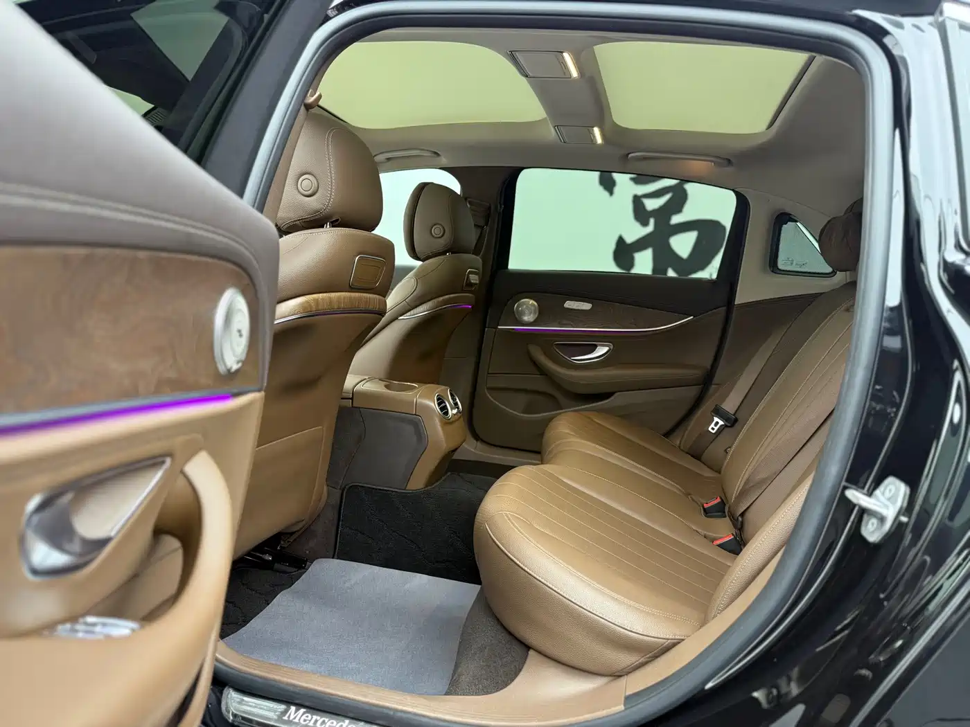 Mercedes-Benz E-Class 2017 E 300 L Luxury фото 6