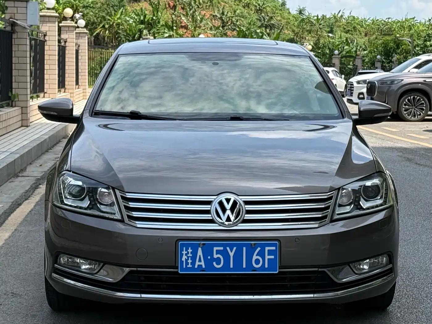 Volkswagen Magotan 2013 1.8TSI Luxury фото 2