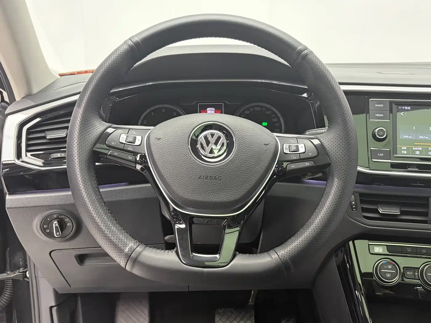Volkswagen Tayron 2019 2019 Expedition 280TSI 2WD Luxury (China VI)