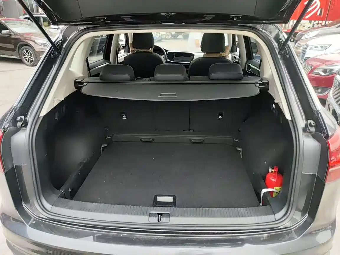 Volkswagen Tayron 2020 330TSI 2WD Luxury Smart Edition фото 9