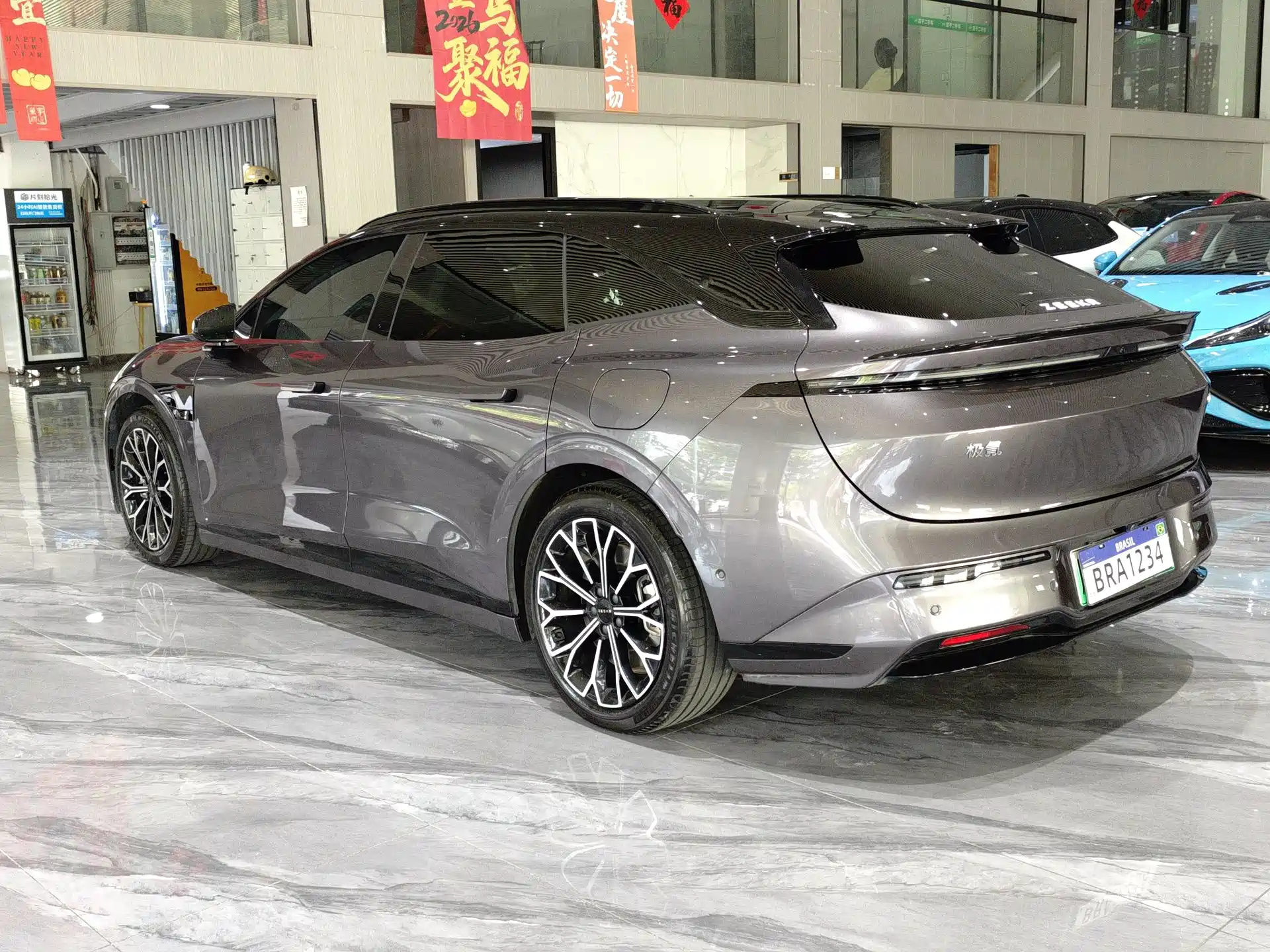 Фото 7 - ZEEKR 007GT