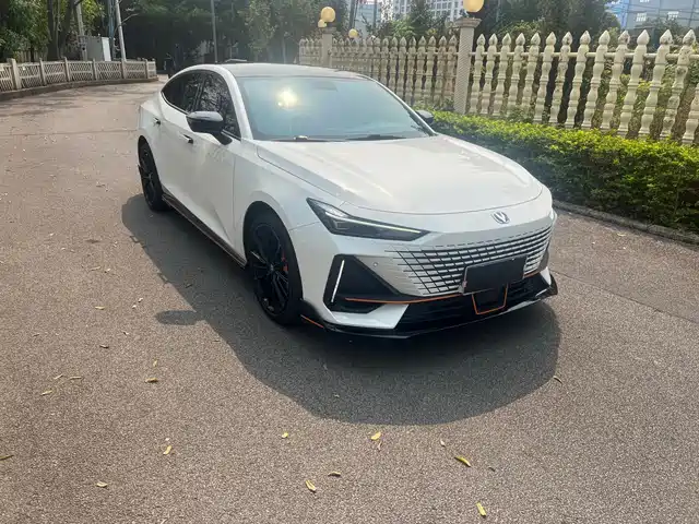 Changan UNI-V 2022