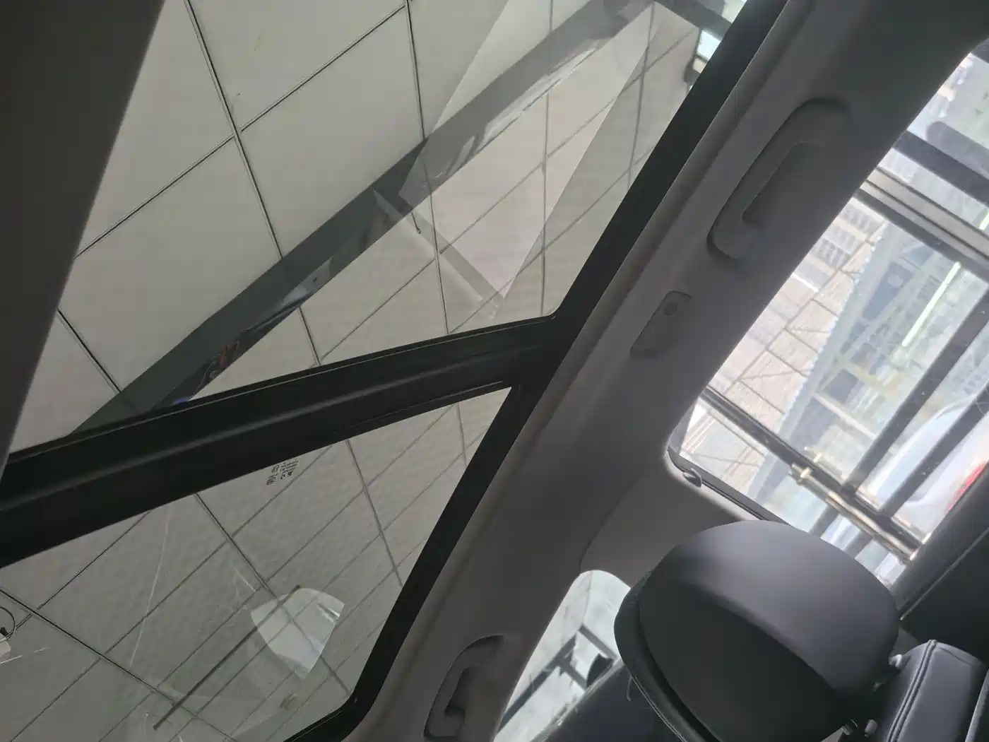 Hongqi HS5 2022 2.0T Smart Connect Joy Edition фото 6