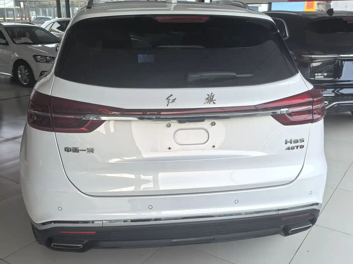 Hongqi HS5 2022 2.0T Smart Connect Joy Edition фото 8