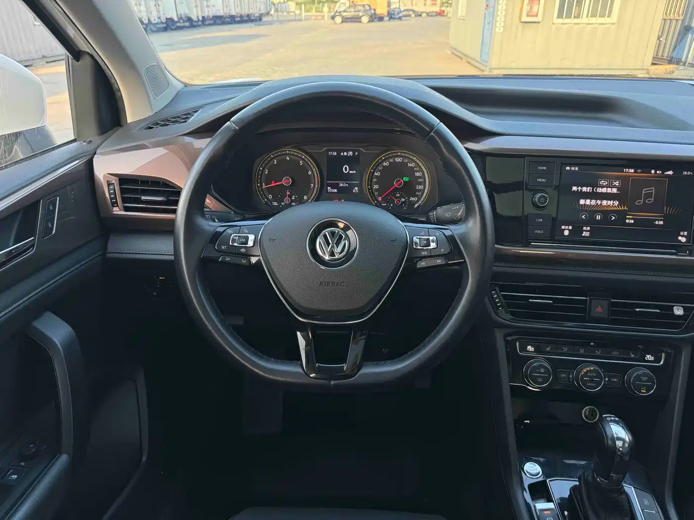 Volkswagen Tharu 2019 280TSI FWD Luxury Edition China VI фото 14