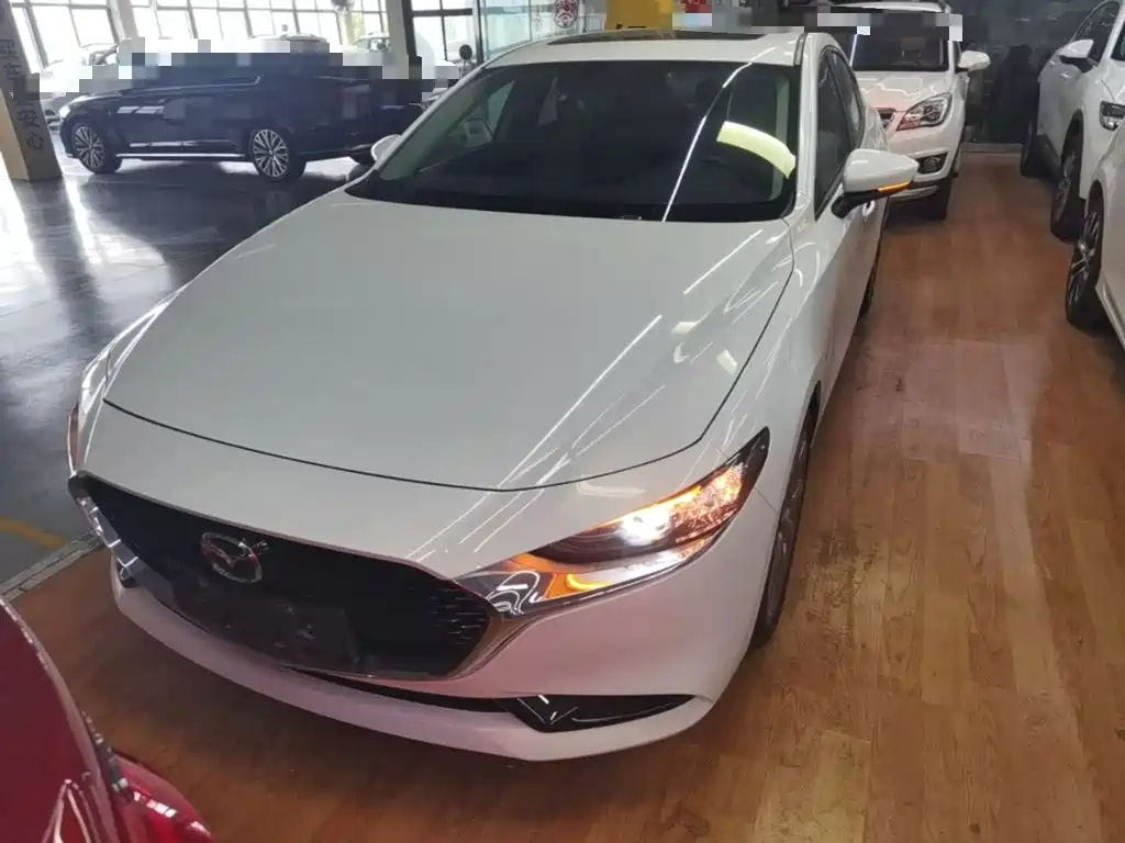 Mazda Mazda 3 2024 2023 2.0L Auto Zhixuan