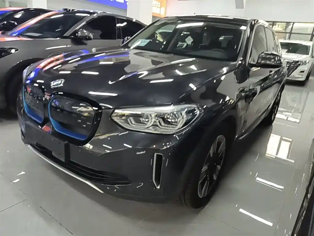 BMW iX3 2021 Facelift Leading