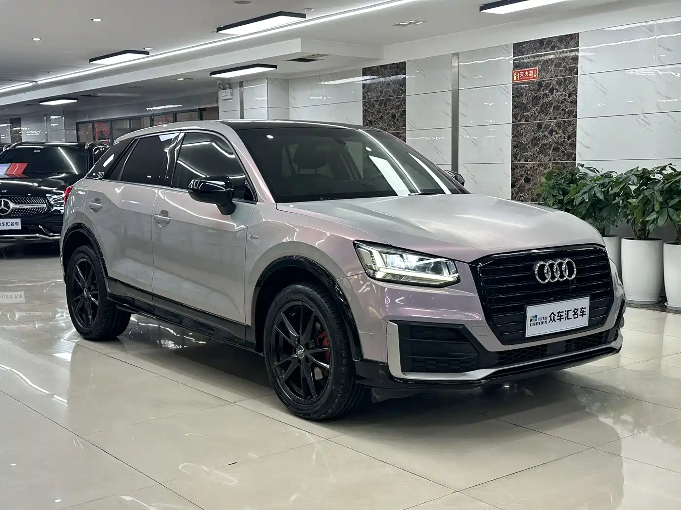 Audi Q2L 2018 35 TFSI Launch Exclusive Edition China VI фото 3