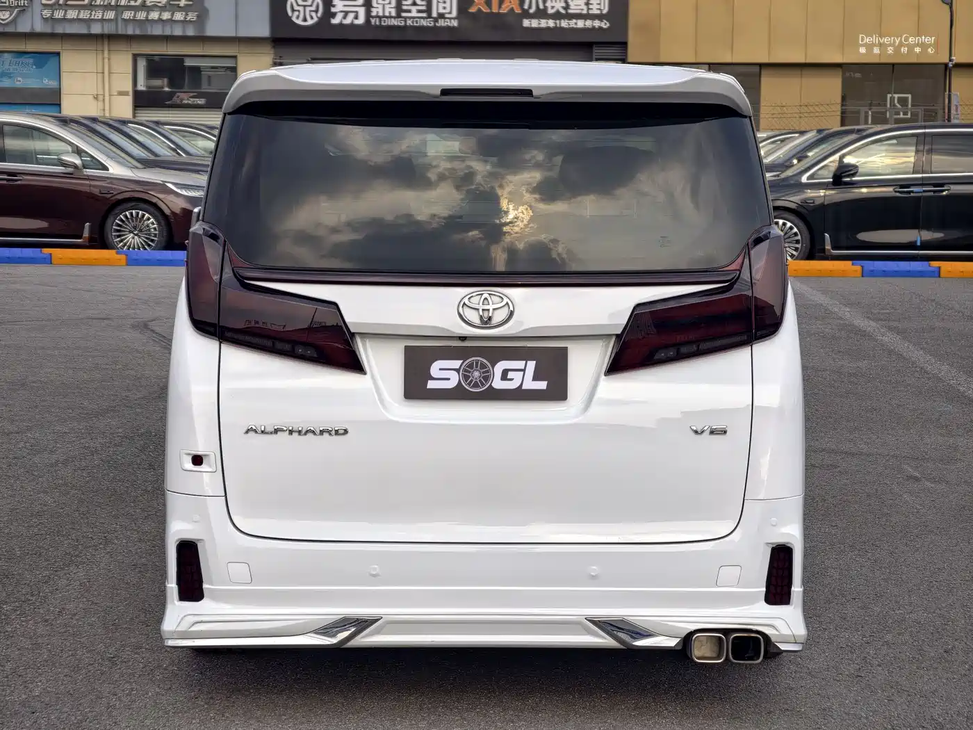 Toyota Alphard 2018 Facelift 3.5L Luxury Edition фото 16
