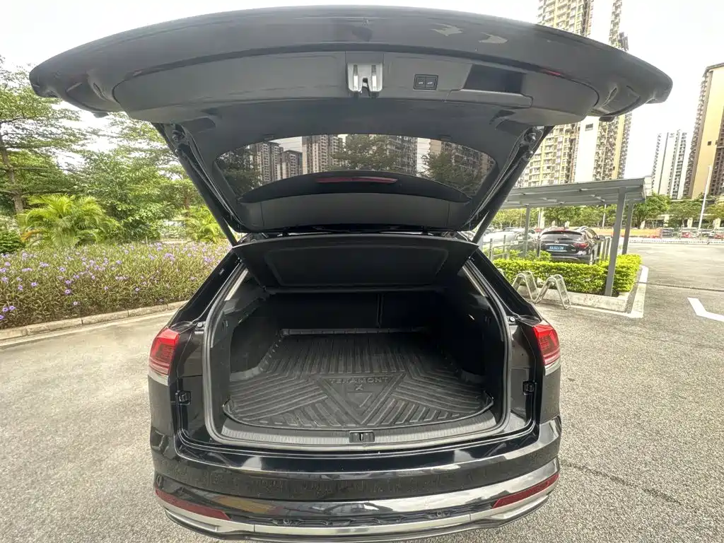 Фото 7 - Volkswagen Teramont