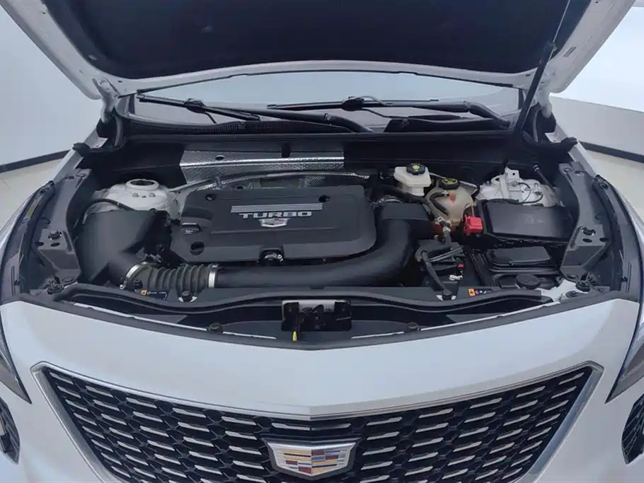 Cadillac XT4 2022 28T FWD Luxury фото 10