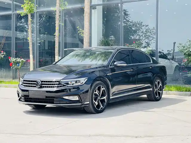 Volkswagen Magotan 2023 Model 2 Million Commemorative Edition 330TSI DSG Luxury