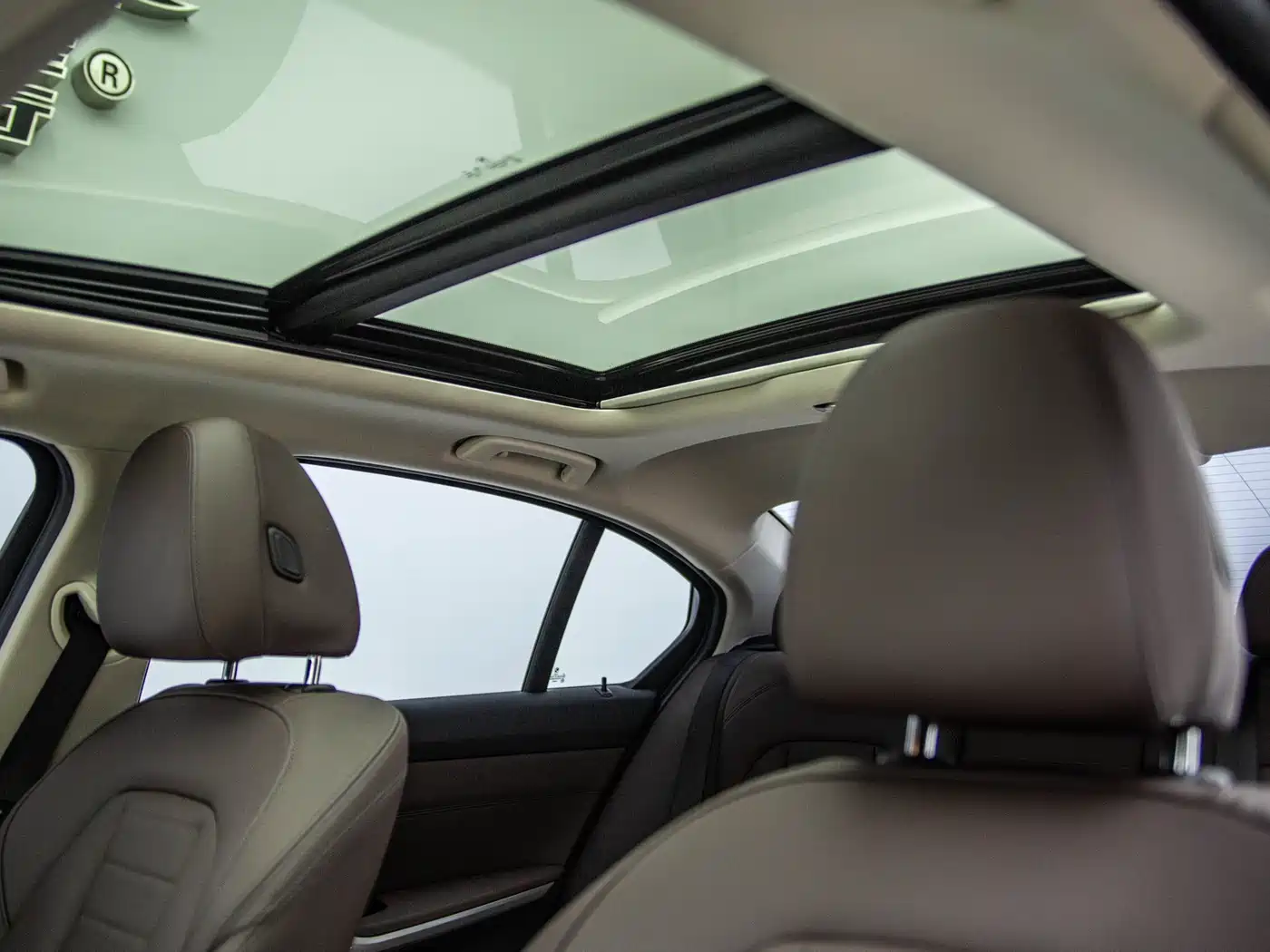 BMW 3 Series 2020 325Li M Sport Package фото 14