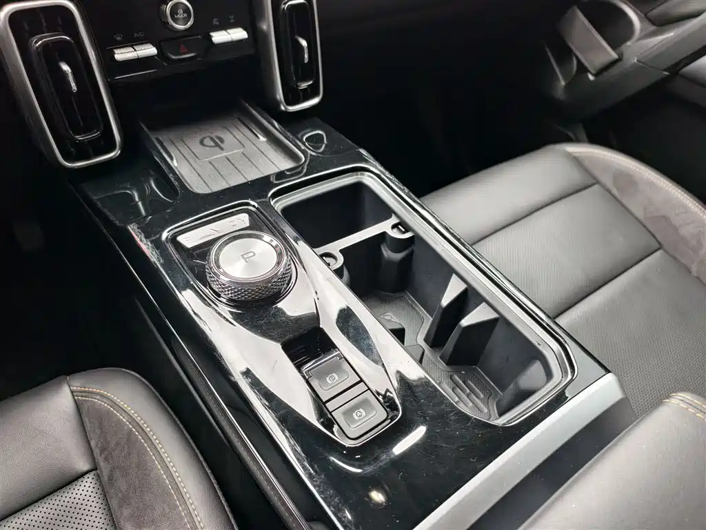 Haval Big Dog 2022 2.0T DCT 4WD Chinese Rural Dog Hunting Edition фото 6