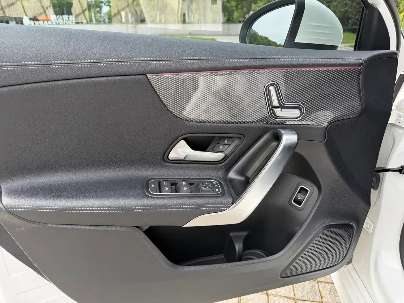 Mercedes-Benz A-Class 2023 A 200 L Fashion фото 14