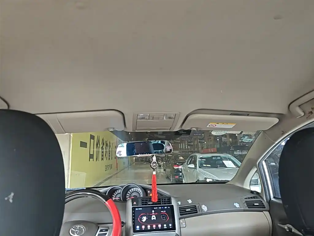 Toyota E'Z 2014 Xingyao 180E CVT Elite фото 18