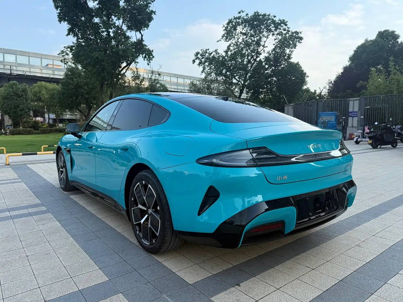 Xiaomi Auto Xiaomi SU7 2024 RWD Ultra Long Range Advanced Smart Driving Pro Edition фото 14