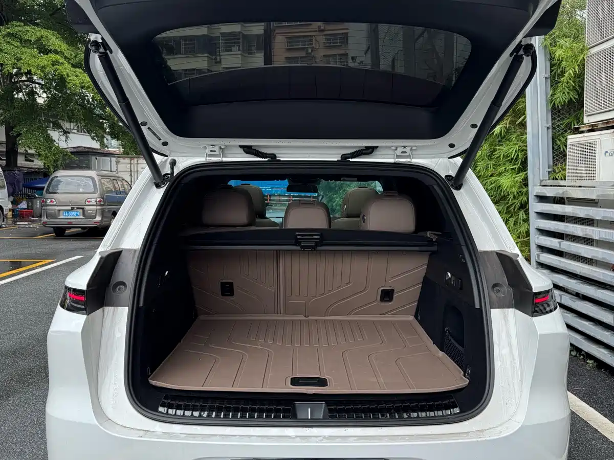 Li Auto L6 2026 2025 Pro Smart Renewal Edition