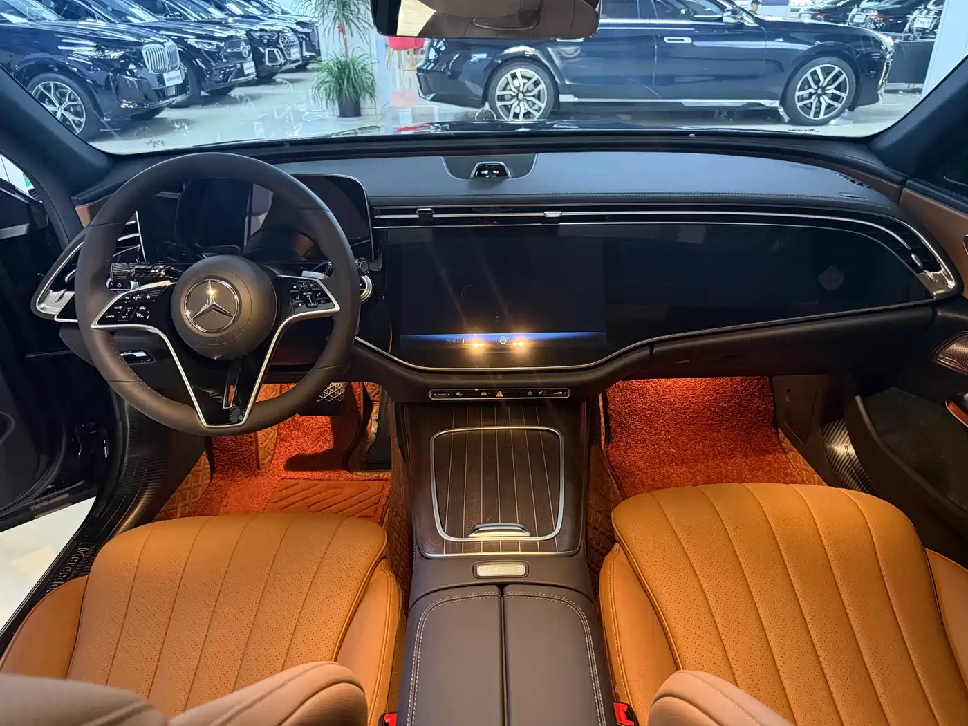 Mercedes-Benz E-Class 2025 E 300 L Luxury фото 11