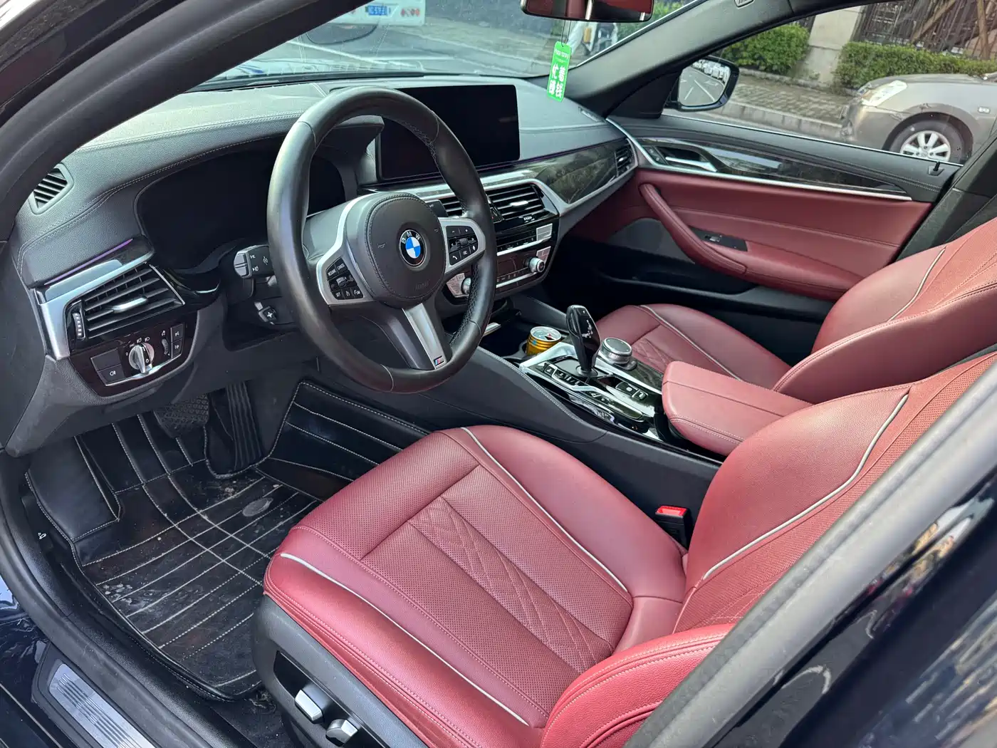 BMW 5 Series 2021 525Li M Sport Package фото 13