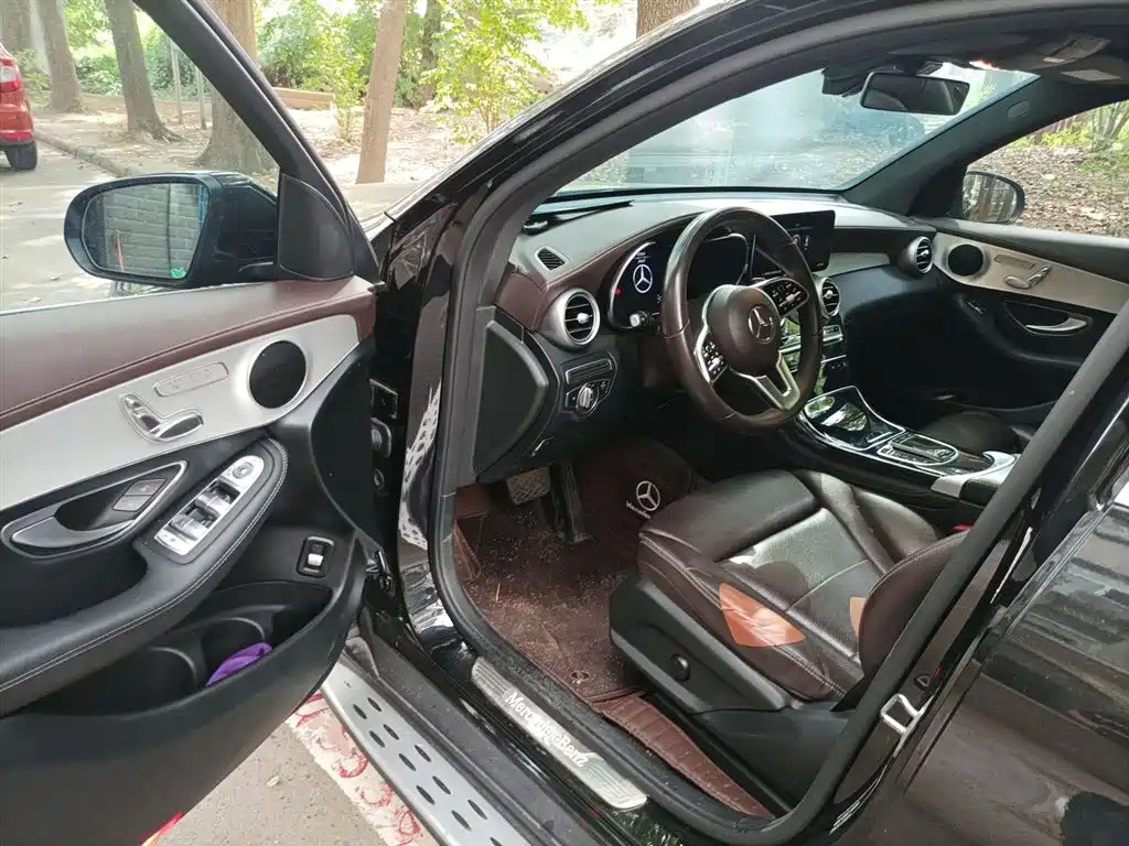 Mercedes-Benz GLC 2020 Facelift GLC 260 L 4MATIC Luxury фото 12