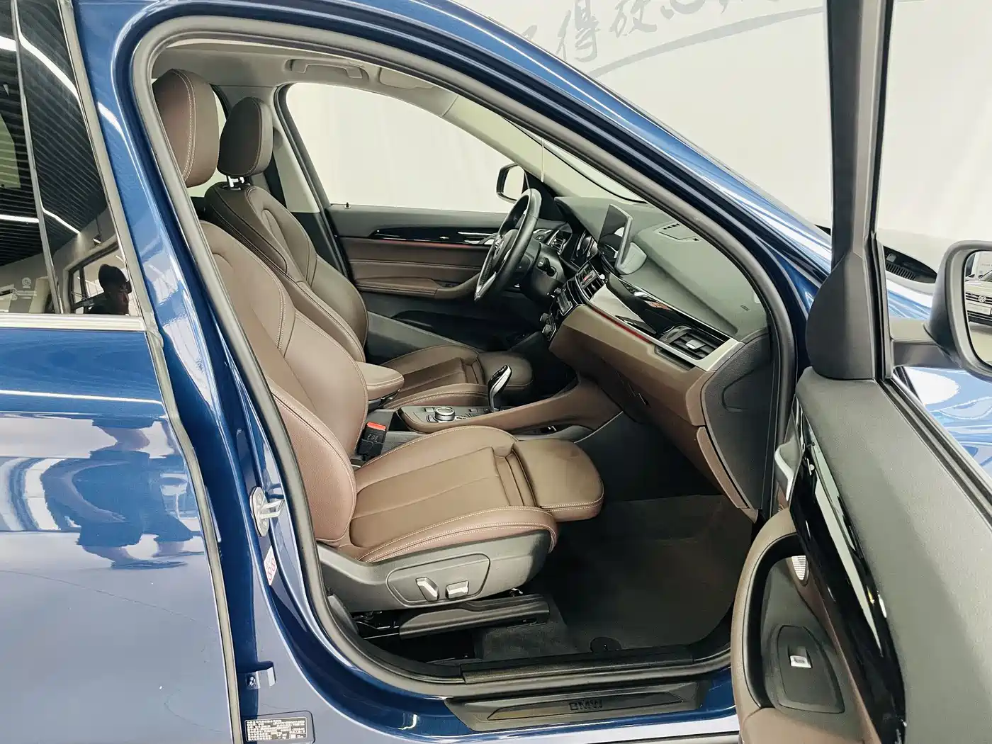 BMW X1 2022 sDrive25Li Leading фото 12