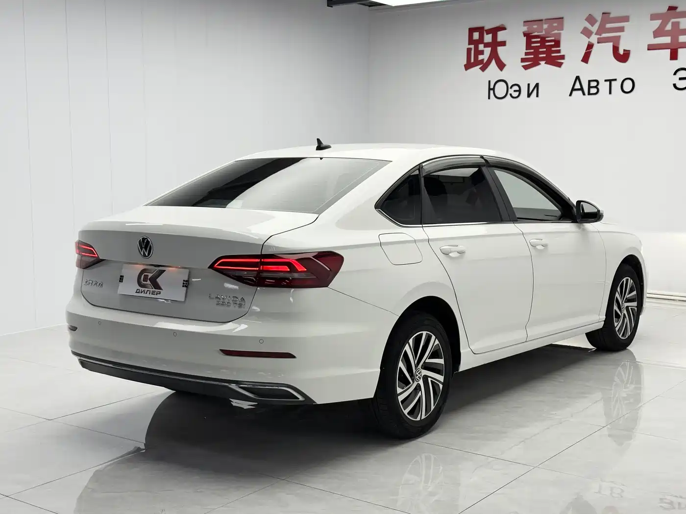 Volkswagen Lavida 2022 280TSI DSG Comfort Edition фото 4