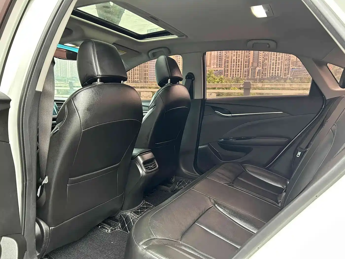Buick Excelle 2021 Exemplar 1.5L Auto Elite фото 8