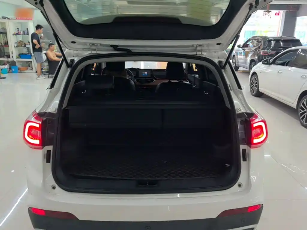 Baojun 510 2017 2017 1.5L Auto Luxury