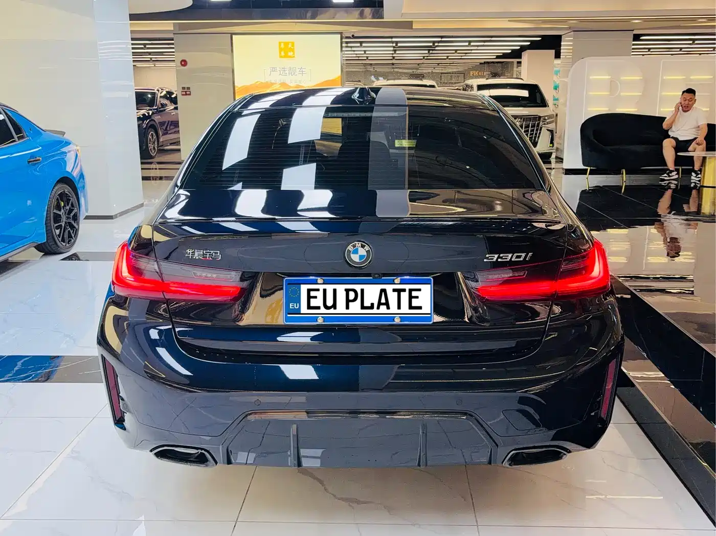 BMW 3 Series 2025 330i M Sport Night Edition фото 4