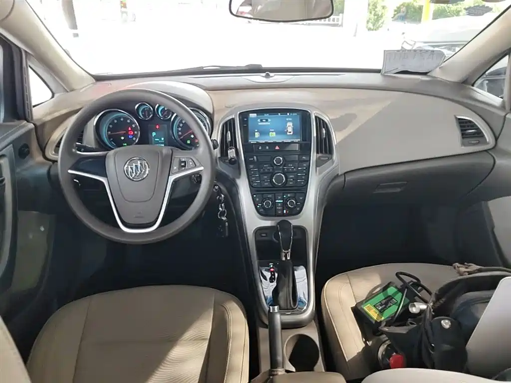 Buick Excelle 2013 GT 1.6L Automatic Fashion Edition фото 10
