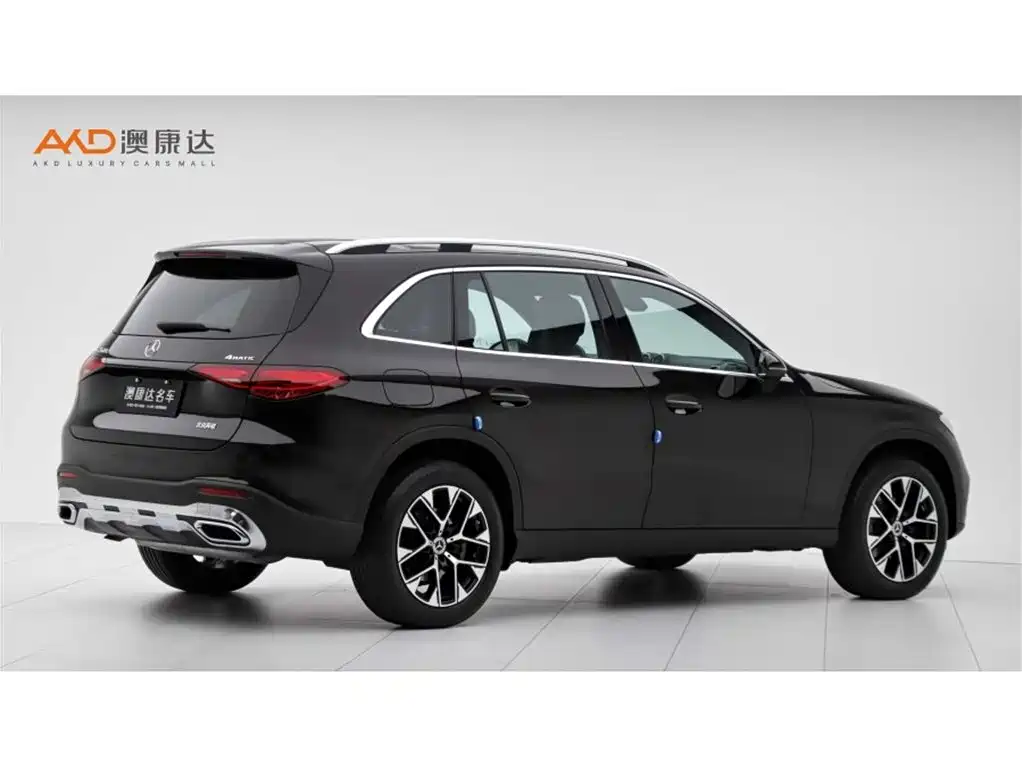 Mercedes-Benz GLC 2024 GLC 260 L 4MATIC Dynamic 5-seater фото 3