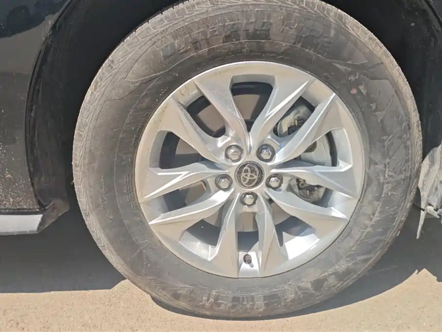 Toyota Granvia 2024 2.5L Hybrid Comfort фото 6