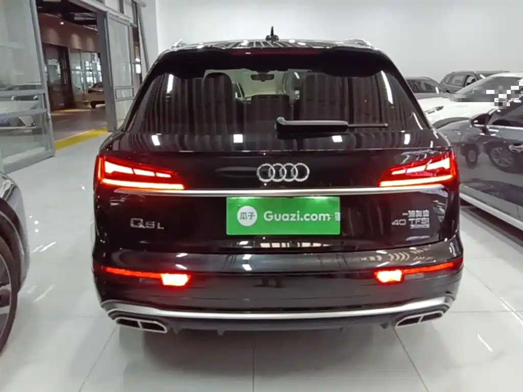 Audi Q5L 2022 40T Fashion Dynamic фото 6
