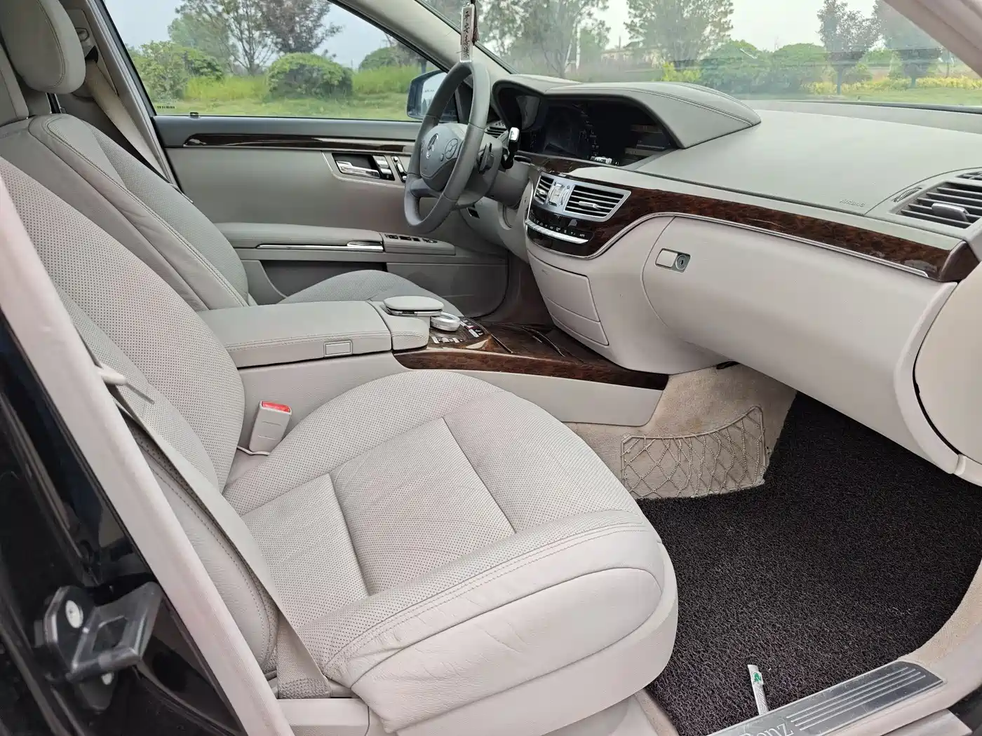 Mercedes-Benz S-Class 2012 S 300 L Business Grand Edition фото 10