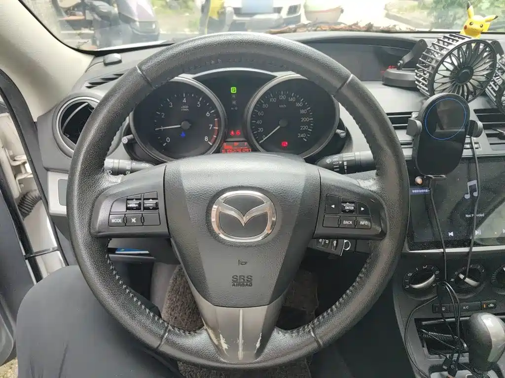 Mazda Mazda3 Axela 2014 2013 Sedan 1.6L Automatic Elite